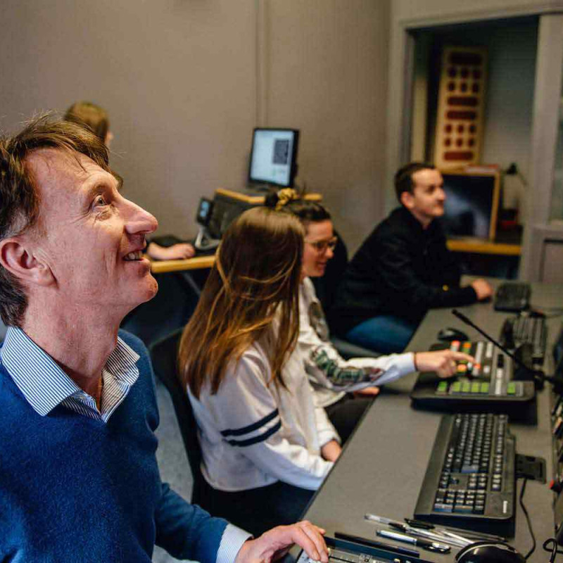 Lecturer and 3 students in TV production room